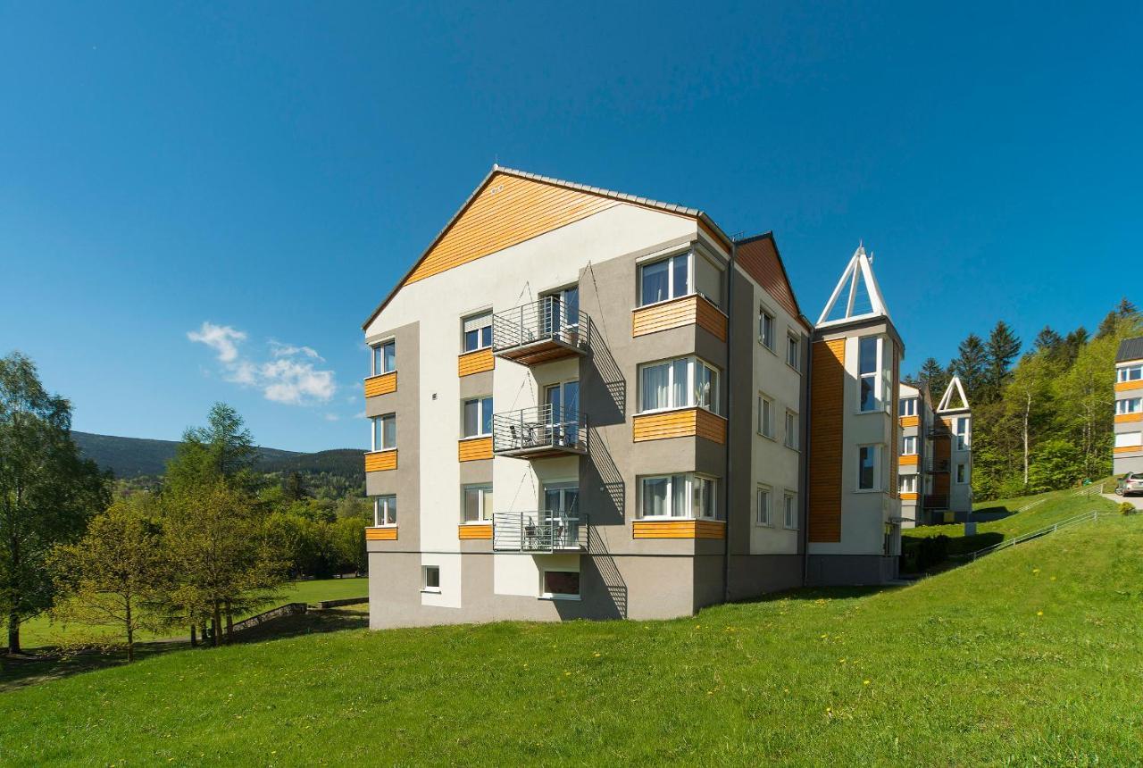 Stonowane I Eleganckie Apartamenty Sun Seasons 24 W Swieradowie Zdroju By Noclegi Renters Świeradów-Zdrój 外观 照片