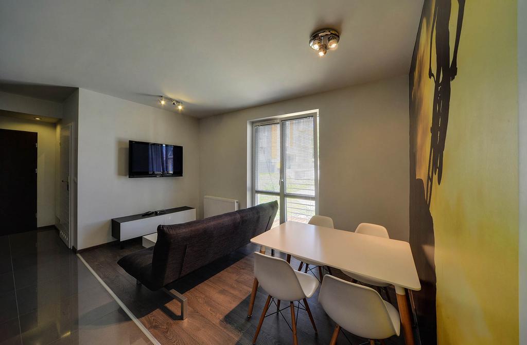 Stonowane I Eleganckie Apartamenty Sun Seasons 24 W Swieradowie Zdroju By Noclegi Renters Świeradów-Zdrój 客房 照片